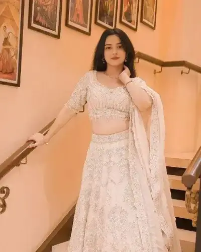 Escort Abids